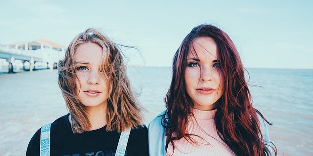 notas de prensa millennials centennials