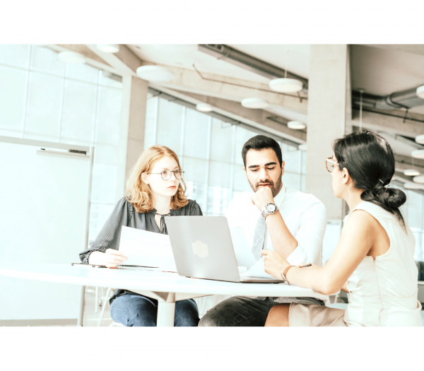 Content Marketing Instagram Post Estrategia de curación de contenidos. Marketing. Agencialia Comunicación.